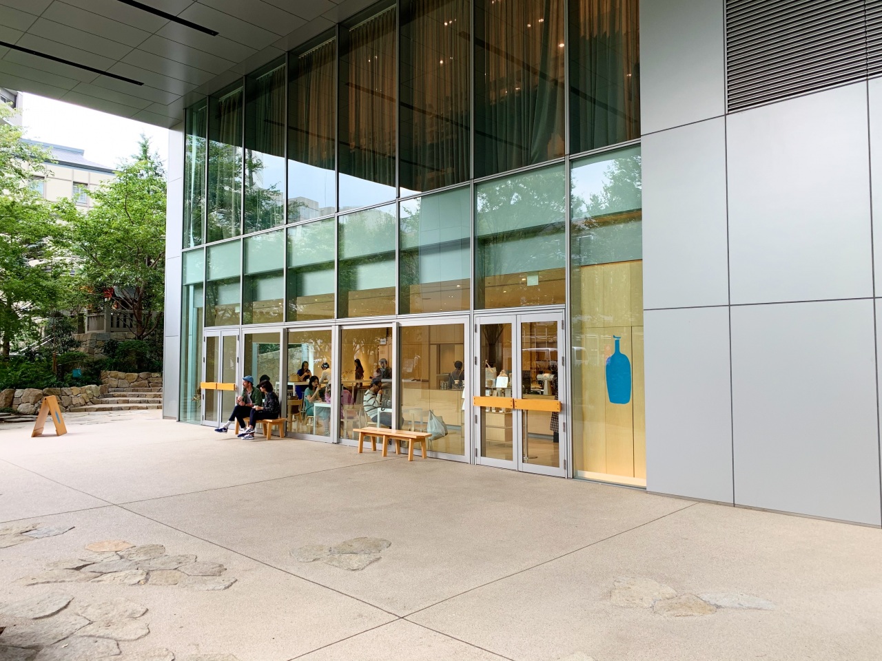 Blue Bottle Coffee Roppongi kollekkt